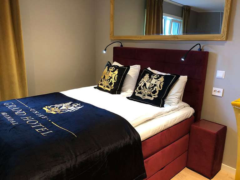 Burgundy Bed